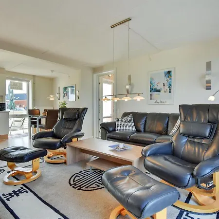 Jovanka - 2-3km From The Sea In Western Jutland By Interhome *