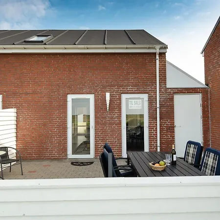 Jovanka - 2-3km From The Sea By Interhome