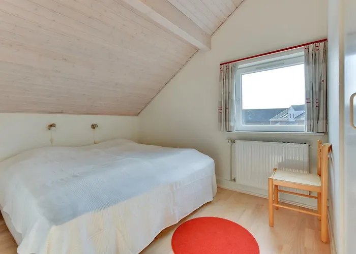 Jovanka - 2-3km From The Sea By Interhome